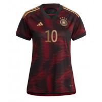 Maglie da calcio Germania Serge Gnabry #10 Seconda Maglia Femminile Mondiali 2022 Manica Corta